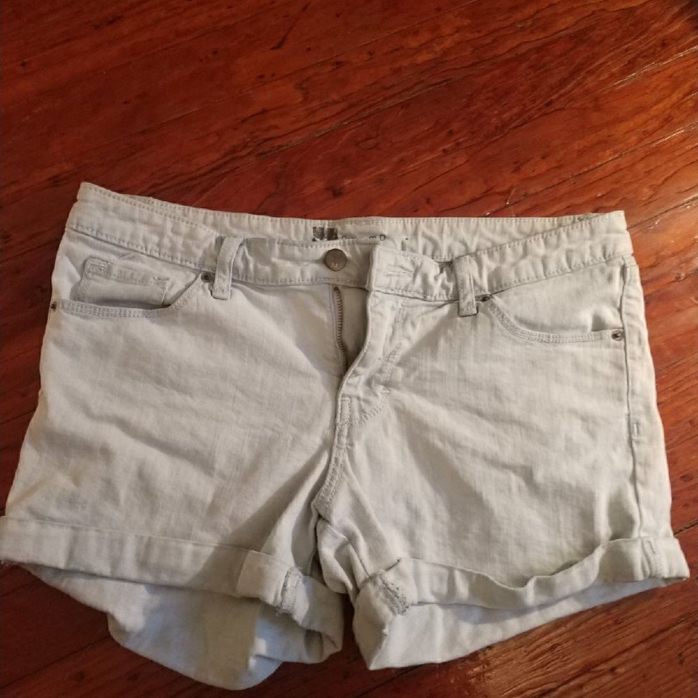 Light Wash Denim Shorts Size 10